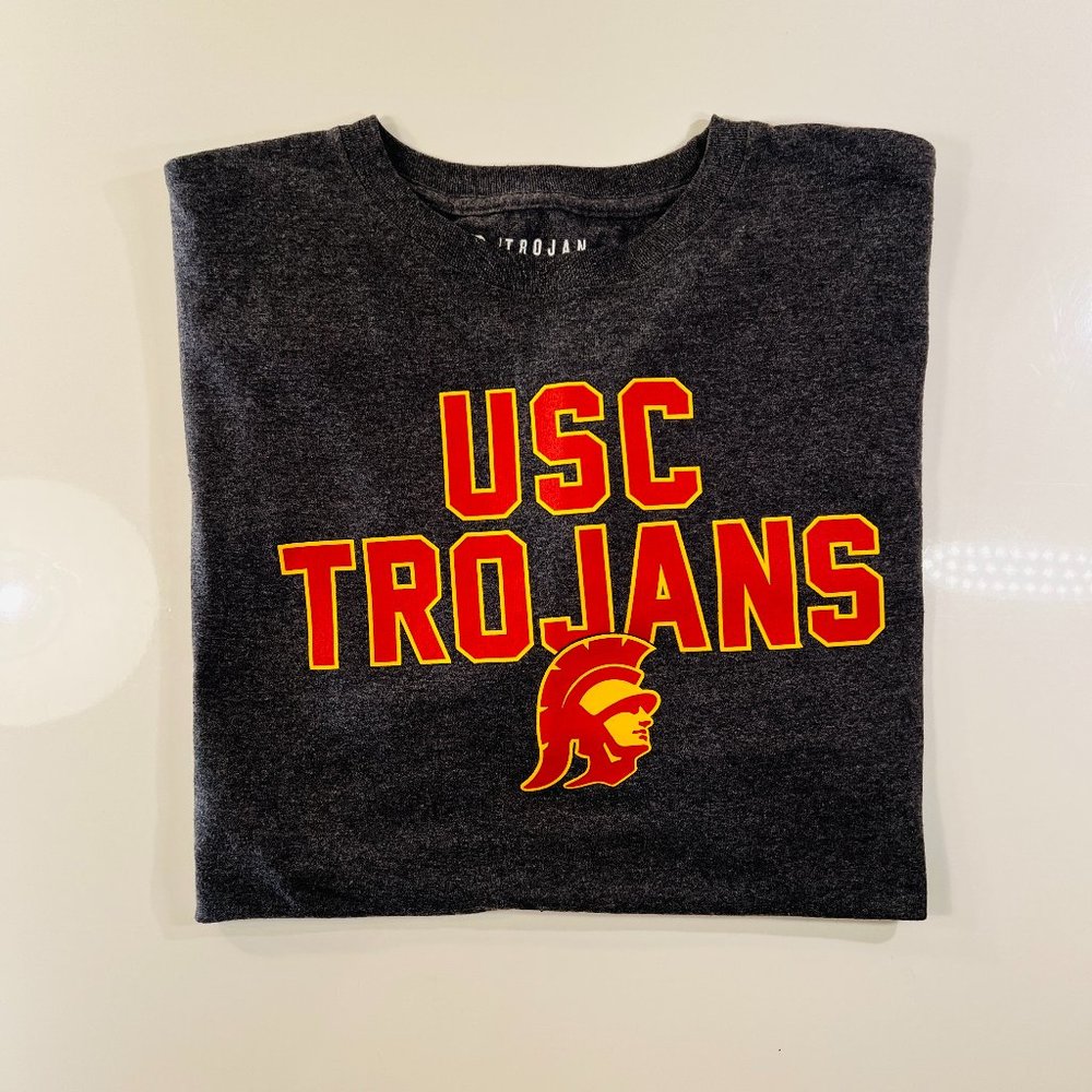 USC Trojans T-shirt Size - XL